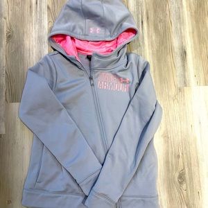 Fleece under armpit jacket with a pink hood